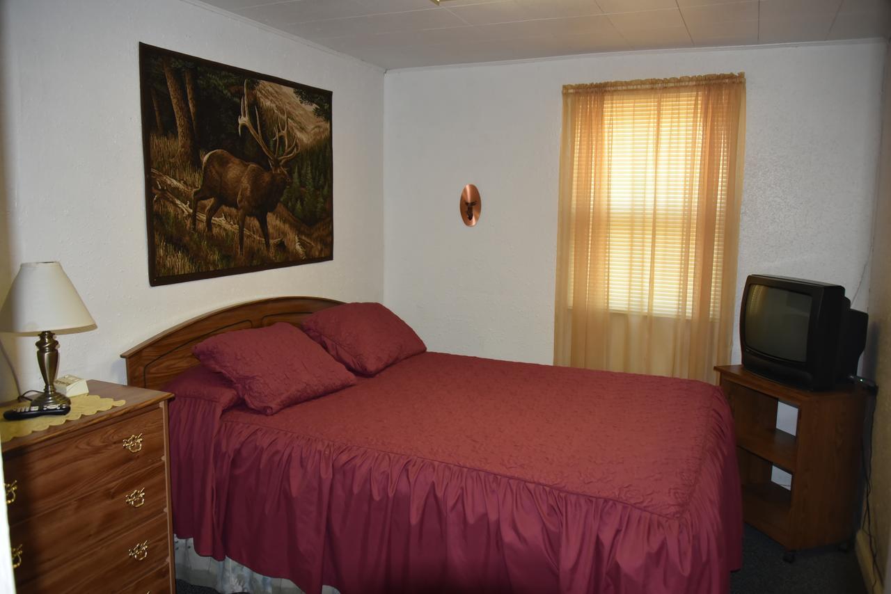Royals Inn Motel Malta Esterno foto